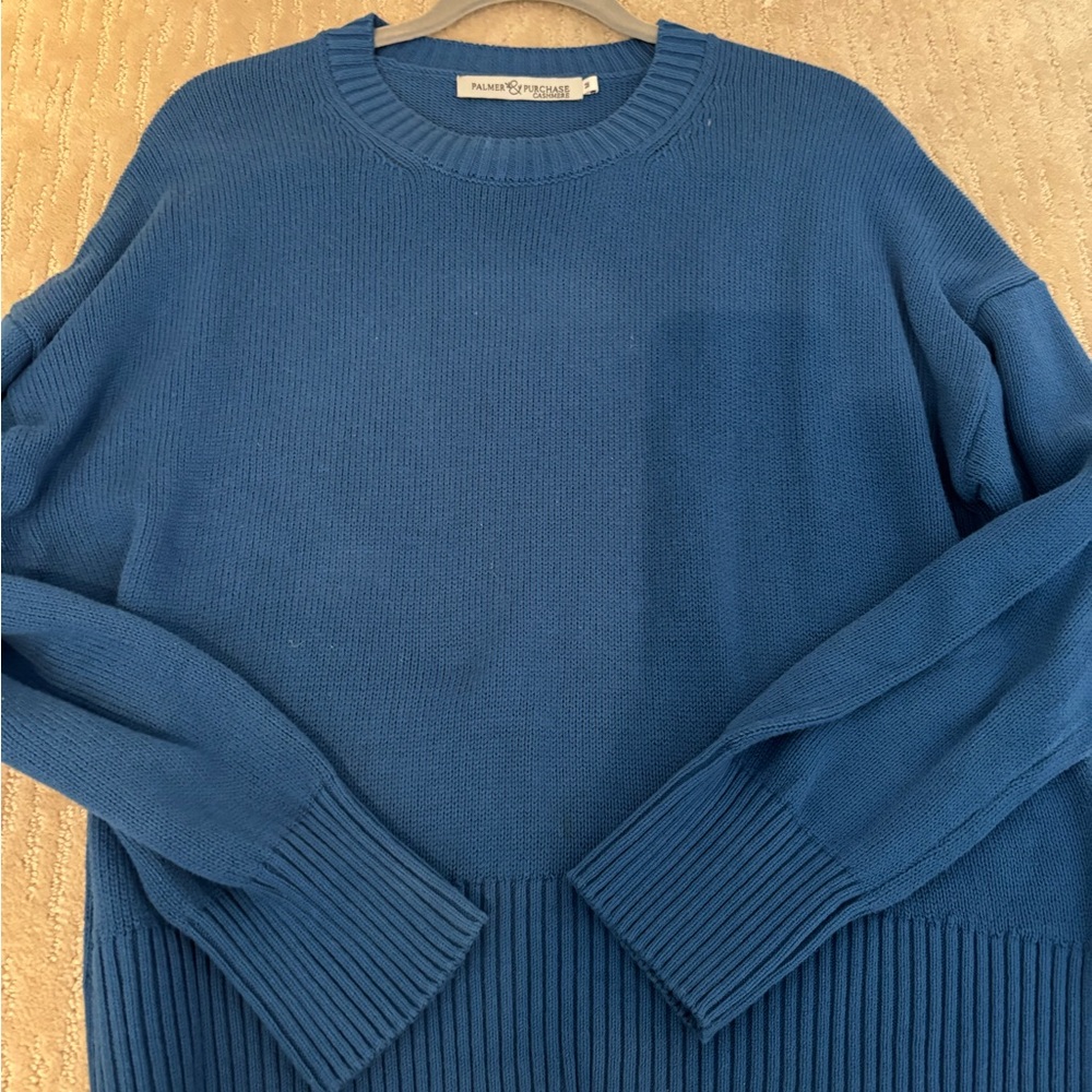 Blue Sweater - Picture 4 of 7